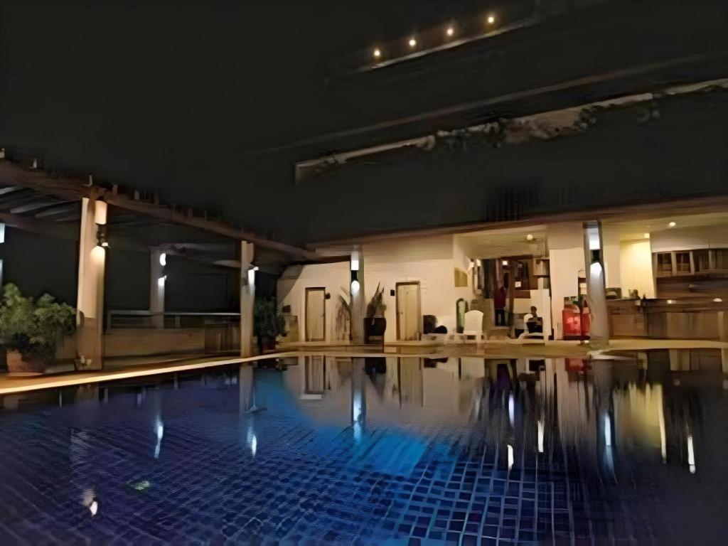 Green World Palace Hotel Songkhla Exteriör bild