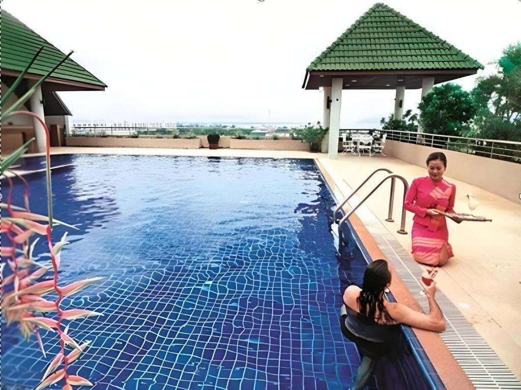 Green World Palace Hotel Songkhla Exteriör bild