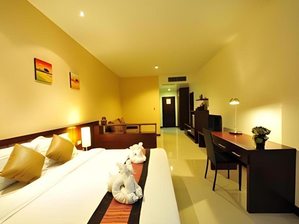 Green World Palace Hotel Songkhla Exteriör bild